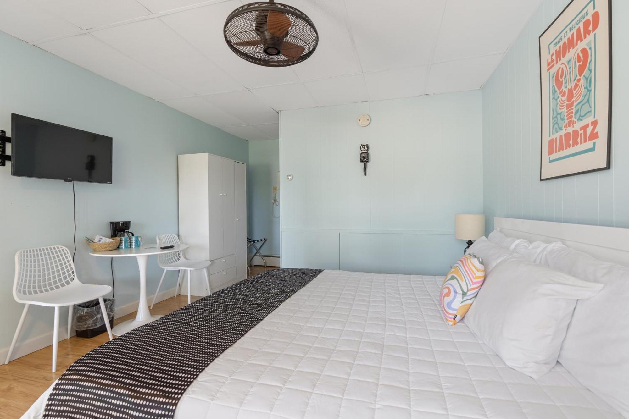 The Beaches Guestrooms And Cottages Уэллс Экстерьер фото