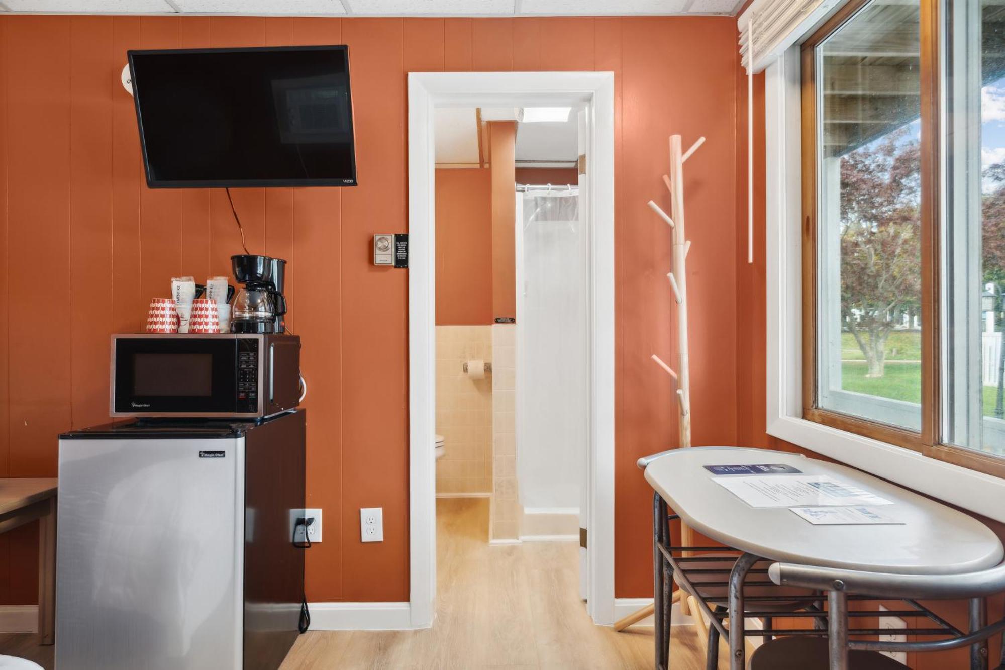 The Beaches Guestrooms And Cottages Уэллс Экстерьер фото