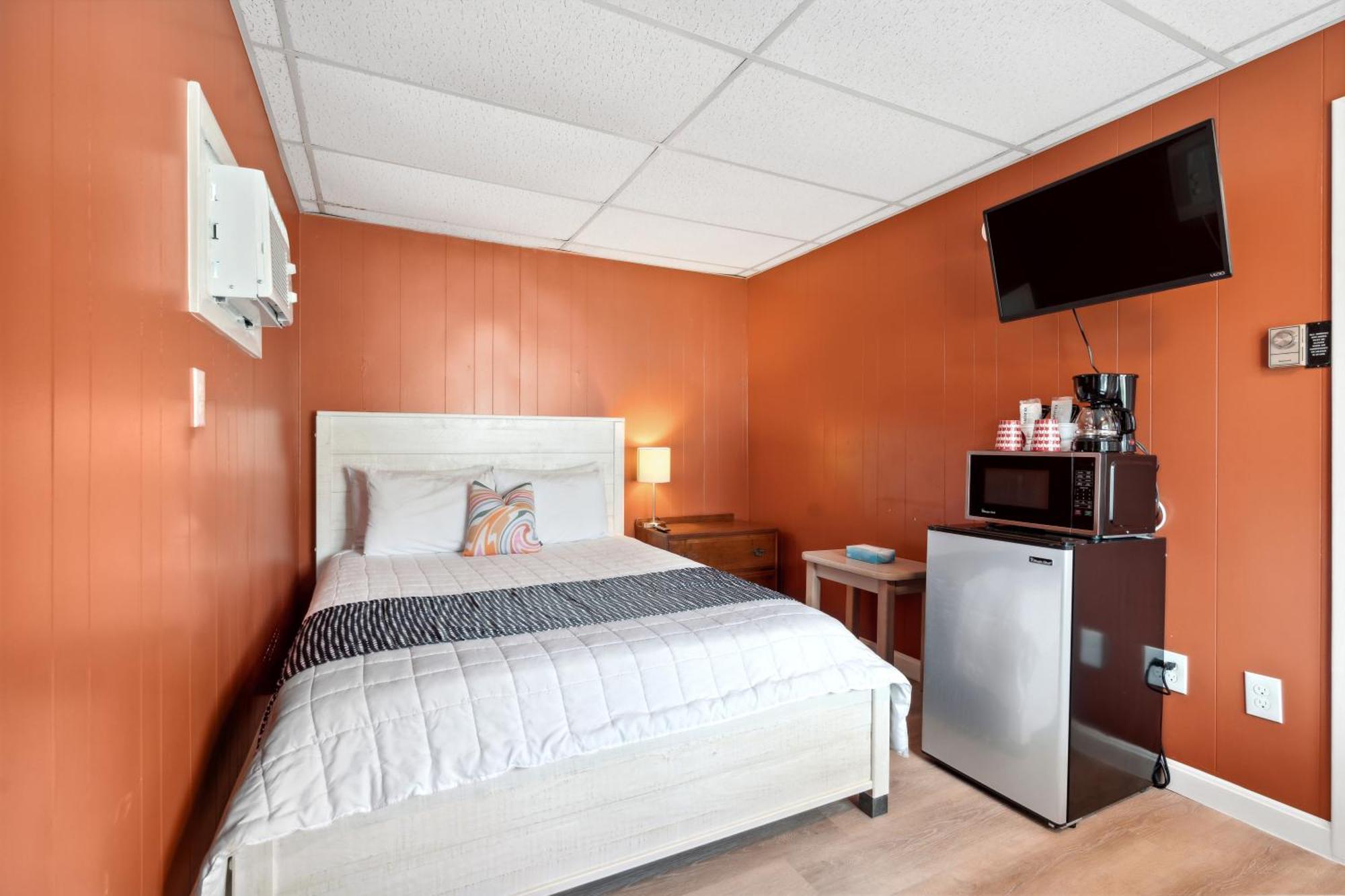 The Beaches Guestrooms And Cottages Уэллс Экстерьер фото