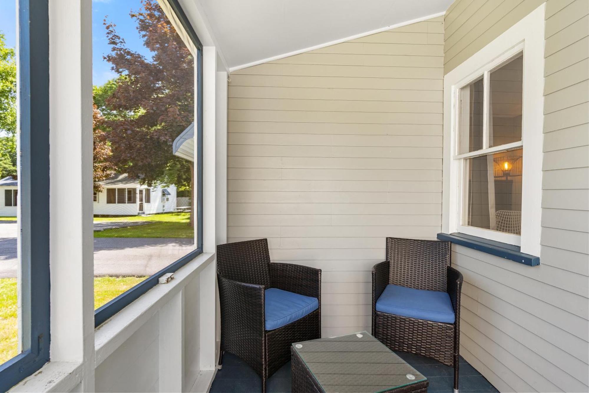 The Beaches Guestrooms And Cottages Уэллс Экстерьер фото